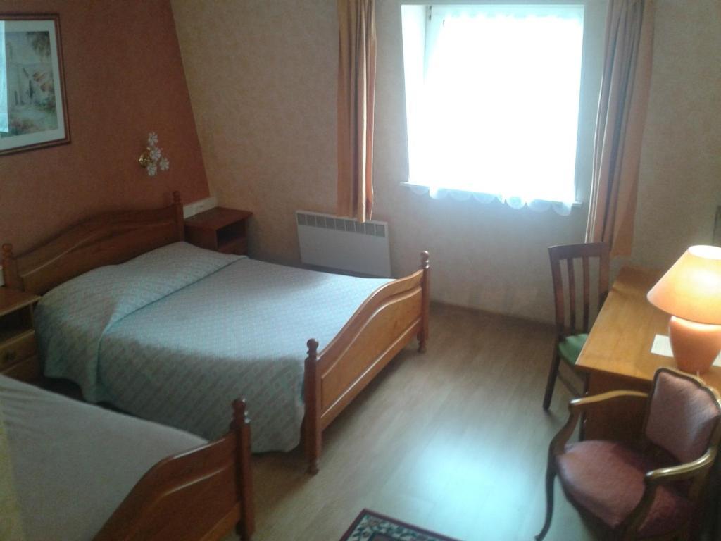 Logis Hotel Restaurant Hostellerie De L'Etoile Wasselonne Номер фото