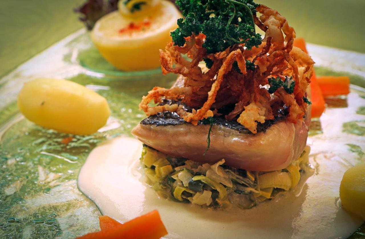 Logis Hotel Restaurant Hostellerie De L'Etoile Wasselonne Экстерьер фото